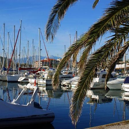 Voilier A Quai Au Calme Otel Canet-en-Roussillon Dış mekan fotoğraf